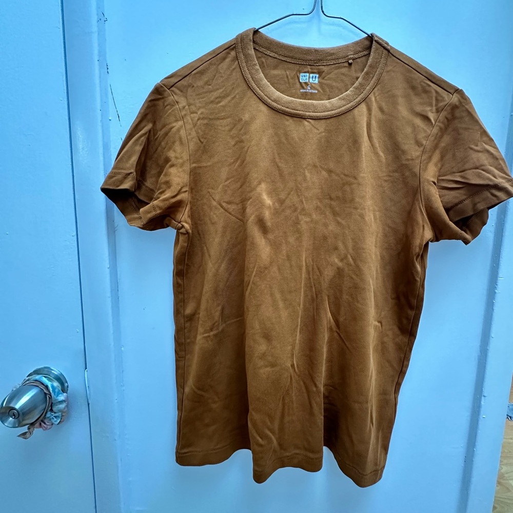 Uniqlo Caramel Brown T-Shirt